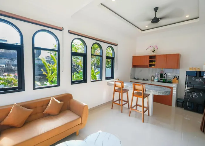 Crystal Flow & Guest house Canggu (Bali)