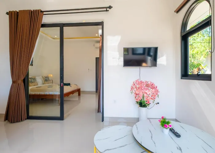 Crystal Flow & Guest house 3*