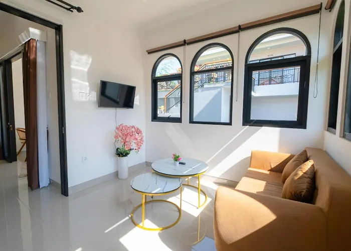 Crystal Flow & Guest house Canggu (Bali)